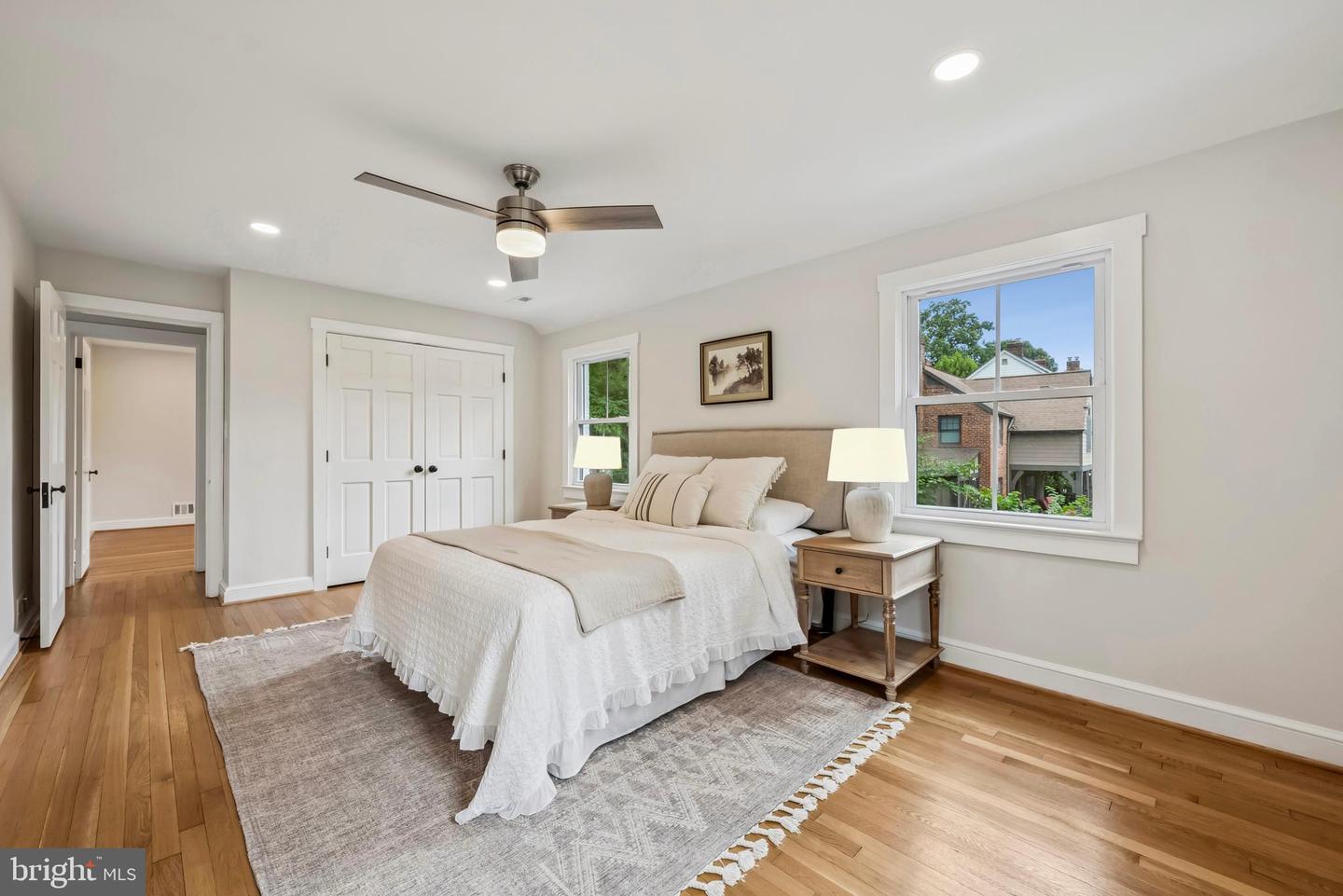 3801 LORCOM LN N, ARLINGTON, Virginia 22207, 4 Bedrooms Bedrooms, ,4 BathroomsBathrooms,Residential,For sale,3801 LORCOM LN N,VAAR2062298 MLS # VAAR2062298