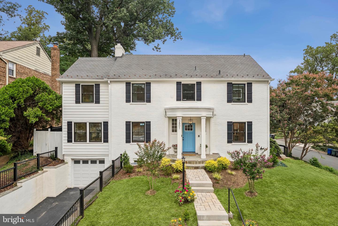 3801 LORCOM LN N, ARLINGTON, Virginia 22207, 4 Bedrooms Bedrooms, ,4 BathroomsBathrooms,Residential,For sale,3801 LORCOM LN N,VAAR2062298 MLS # VAAR2062298
