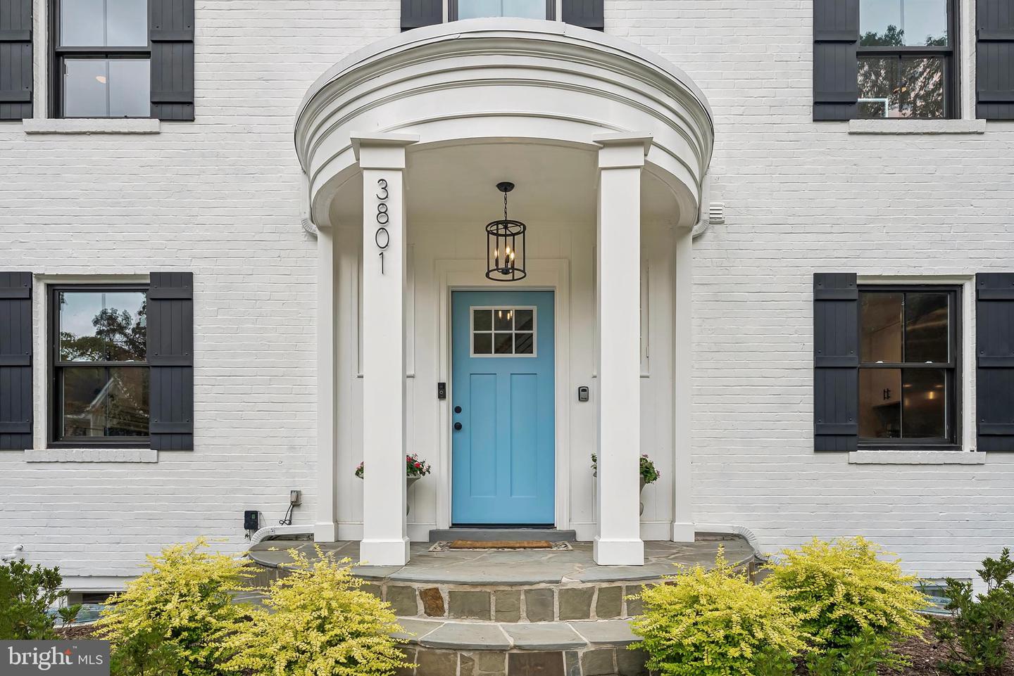 3801 LORCOM LN N, ARLINGTON, Virginia 22207, 4 Bedrooms Bedrooms, ,4 BathroomsBathrooms,Residential,For sale,3801 LORCOM LN N,VAAR2062298 MLS # VAAR2062298