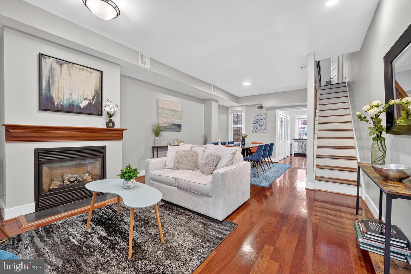 2218 12TH ST NW, WASHINGTON, District Of Columbia 20009, 2 Bedrooms Bedrooms, ,1 BathroomBathrooms,Residential,For sale,2218 12TH ST NW,DCDC2215260 MLS # DCDC2215260