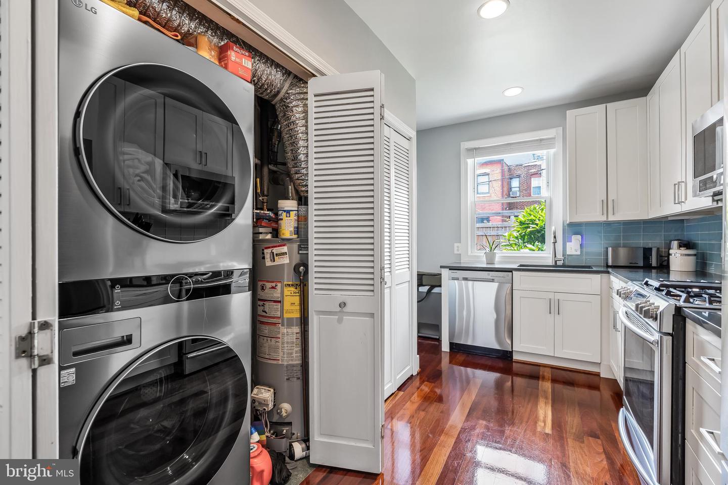 2218 12TH ST NW, WASHINGTON, District Of Columbia 20009, 2 Bedrooms Bedrooms, ,1 BathroomBathrooms,Residential,For sale,2218 12TH ST NW,DCDC2215260 MLS # DCDC2215260