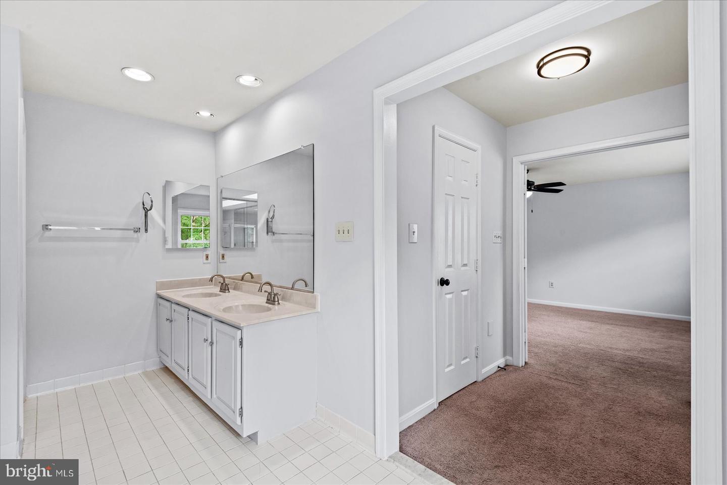 10 SARASOTA DR, STAFFORD, Virginia 22554, 5 Bedrooms Bedrooms, ,3 BathroomsBathrooms,Residential,For sale,10 SARASOTA DR,VAST2041834 MLS # VAST2041834