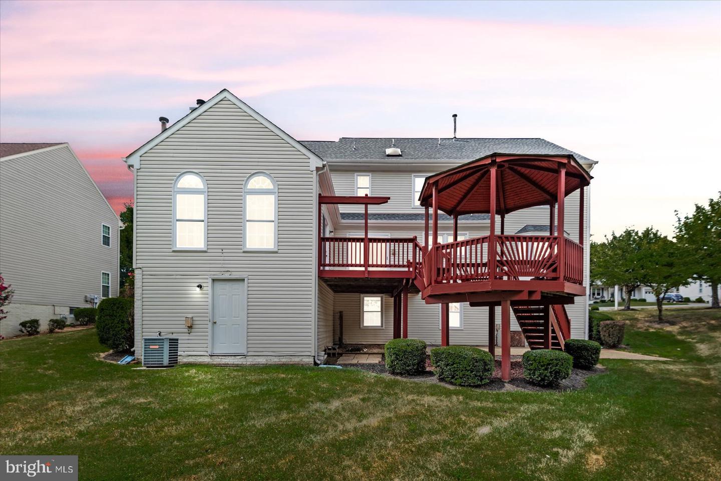 10 SARASOTA DR, STAFFORD, Virginia 22554, 5 Bedrooms Bedrooms, ,3 BathroomsBathrooms,Residential,For sale,10 SARASOTA DR,VAST2041834 MLS # VAST2041834