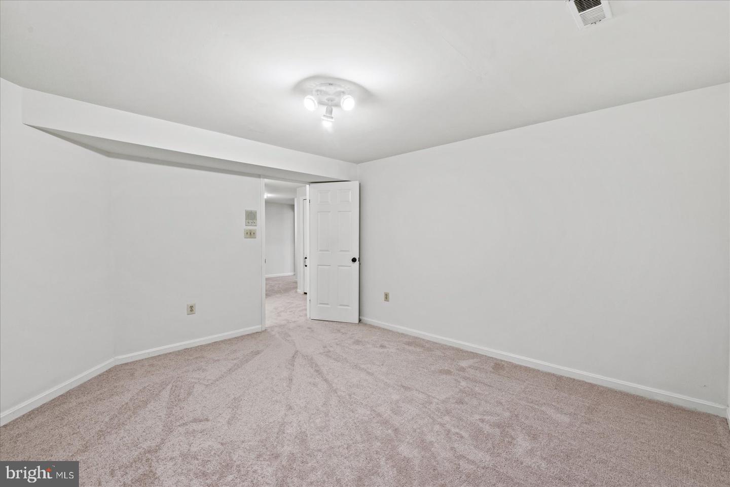 10 SARASOTA DR, STAFFORD, Virginia 22554, 5 Bedrooms Bedrooms, ,3 BathroomsBathrooms,Residential,For sale,10 SARASOTA DR,VAST2041834 MLS # VAST2041834