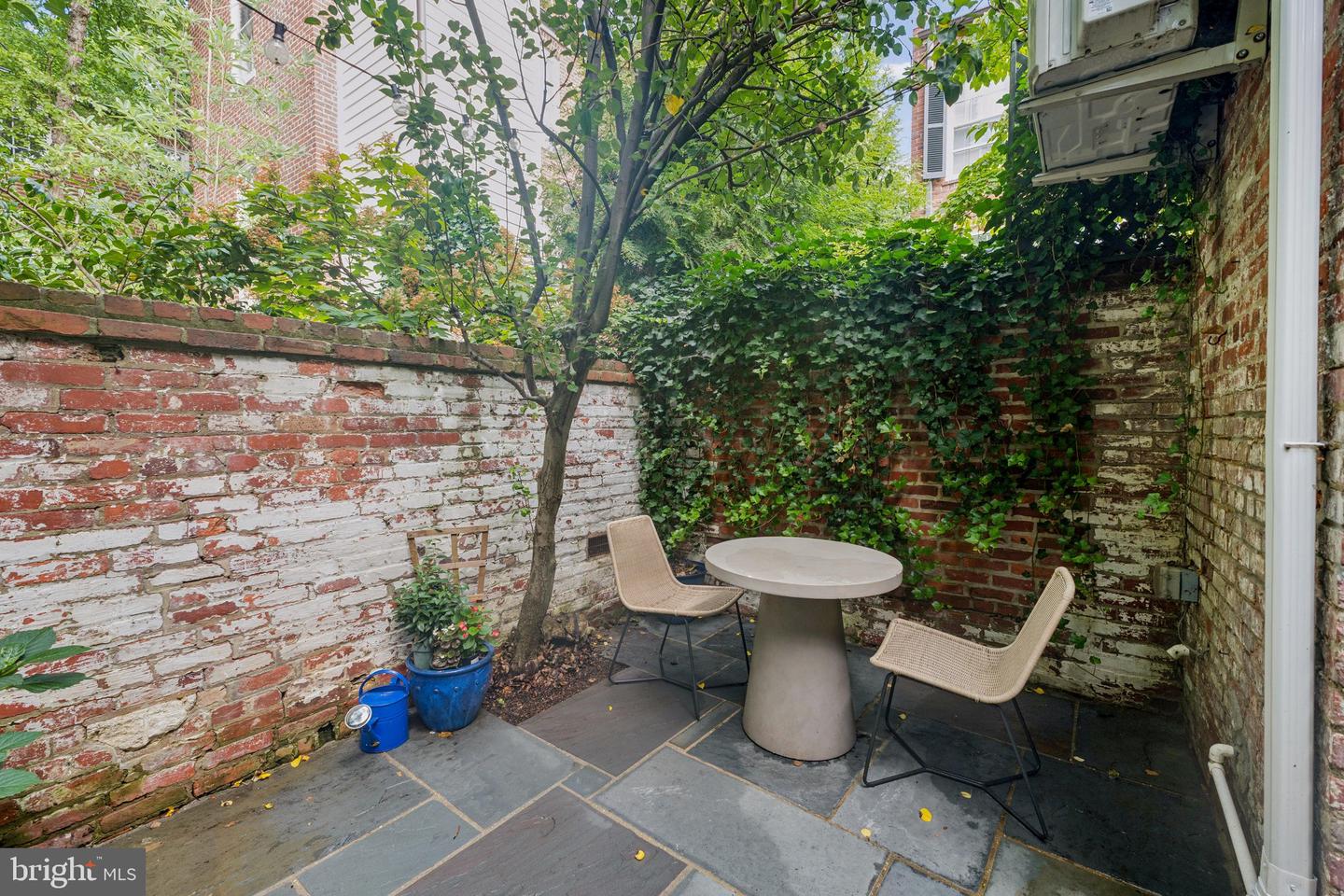 1244 28TH ST NW, WASHINGTON, District Of Columbia 20007, 1 Bedroom Bedrooms, ,1 BathroomBathrooms,Residential,For sale,1244 28TH ST NW,DCDC2215288 MLS # DCDC2215288