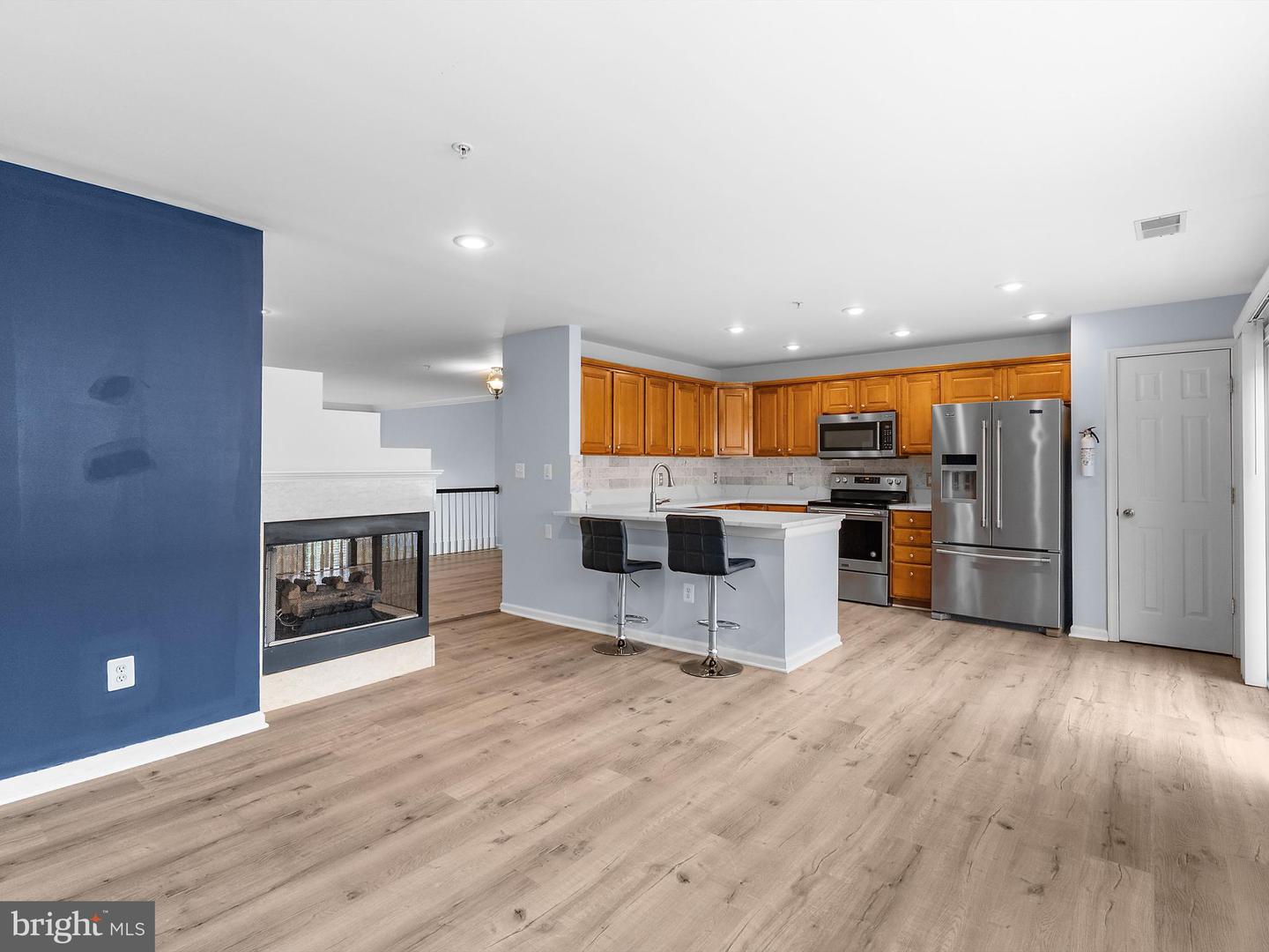12079 TRUMBULL WAY #8B, RESTON, Virginia 20190, 3 Bedrooms Bedrooms, 10 Rooms Rooms,2 BathroomsBathrooms,Residential,For sale,12079 TRUMBULL WAY #8B,VAFX2261494 MLS # VAFX2261494