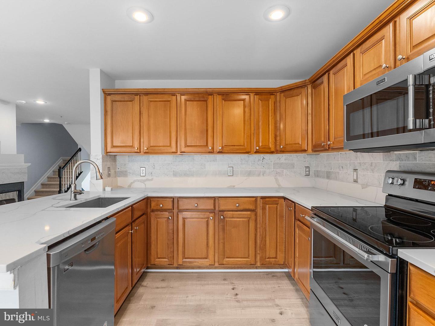 12079 TRUMBULL WAY #8B, RESTON, Virginia 20190, 3 Bedrooms Bedrooms, 10 Rooms Rooms,2 BathroomsBathrooms,Residential,For sale,12079 TRUMBULL WAY #8B,VAFX2261494 MLS # VAFX2261494