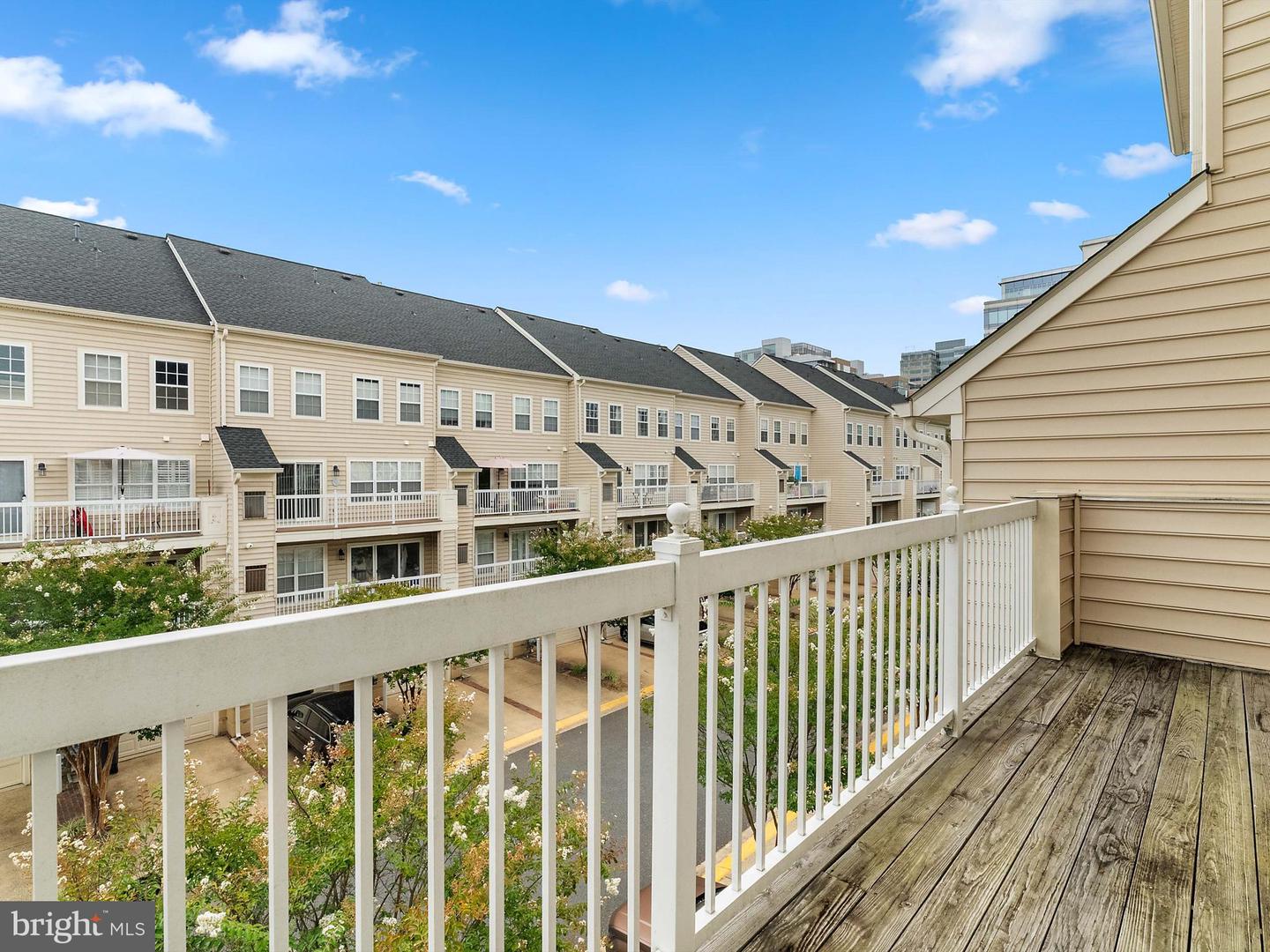 12079 TRUMBULL WAY #8B, RESTON, Virginia 20190, 3 Bedrooms Bedrooms, 10 Rooms Rooms,2 BathroomsBathrooms,Residential,For sale,12079 TRUMBULL WAY #8B,VAFX2261494 MLS # VAFX2261494