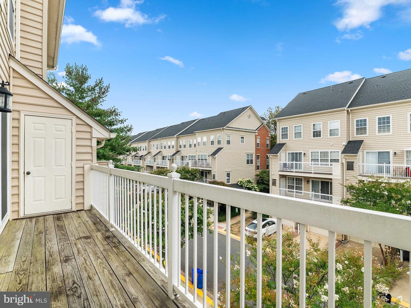 12079 TRUMBULL WAY #8B, RESTON, Virginia 20190, 3 Bedrooms Bedrooms, 10 Rooms Rooms,2 BathroomsBathrooms,Residential,For sale,12079 TRUMBULL WAY #8B,VAFX2261494 MLS # VAFX2261494