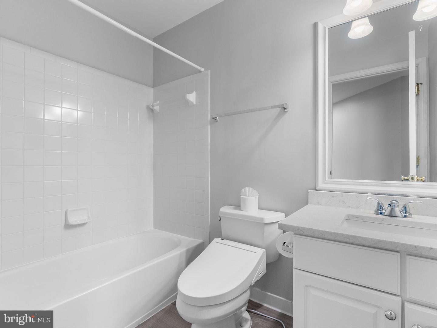 12079 TRUMBULL WAY #8B, RESTON, Virginia 20190, 3 Bedrooms Bedrooms, 10 Rooms Rooms,2 BathroomsBathrooms,Residential,For sale,12079 TRUMBULL WAY #8B,VAFX2261494 MLS # VAFX2261494
