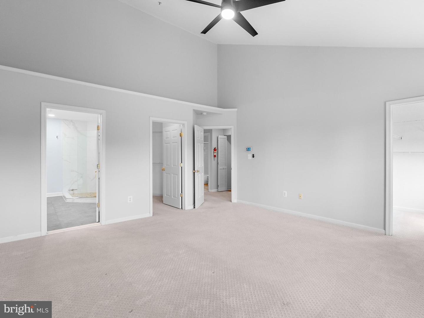 12079 TRUMBULL WAY #8B, RESTON, Virginia 20190, 3 Bedrooms Bedrooms, 10 Rooms Rooms,2 BathroomsBathrooms,Residential,For sale,12079 TRUMBULL WAY #8B,VAFX2261494 MLS # VAFX2261494