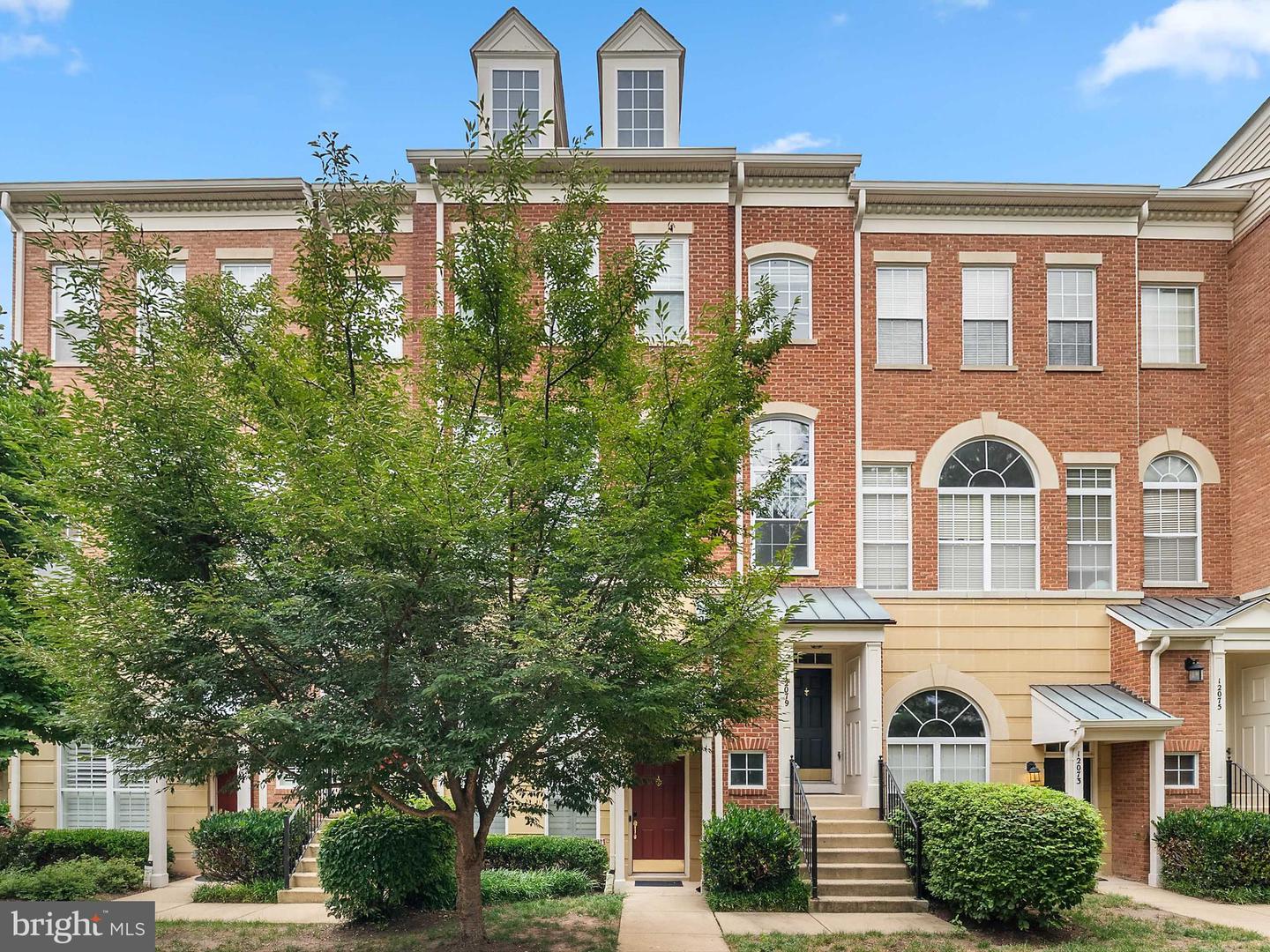 12079 TRUMBULL WAY #8B, RESTON, Virginia 20190, 3 Bedrooms Bedrooms, 10 Rooms Rooms,2 BathroomsBathrooms,Residential,For sale,12079 TRUMBULL WAY #8B,VAFX2261494 MLS # VAFX2261494