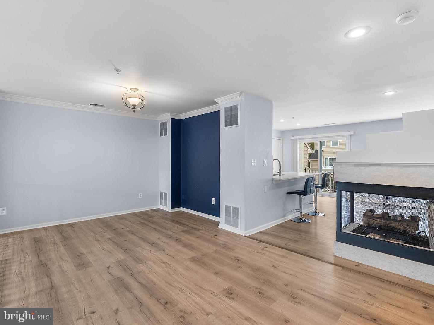 12079 TRUMBULL WAY #8B, RESTON, Virginia 20190, 3 Bedrooms Bedrooms, 10 Rooms Rooms,2 BathroomsBathrooms,Residential,For sale,12079 TRUMBULL WAY #8B,VAFX2261494 MLS # VAFX2261494