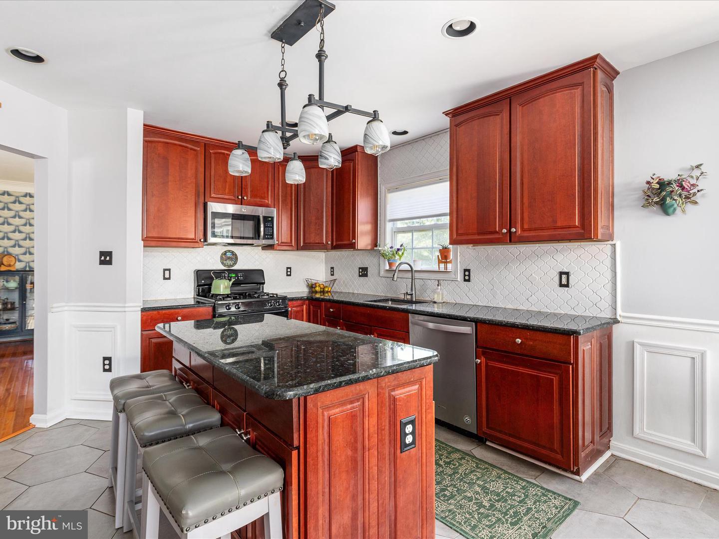 12916 NESS HOLLOW CT, BRISTOW, Virginia 20136, 4 Bedrooms Bedrooms, ,3 BathroomsBathrooms,Residential,For sale,12916 NESS HOLLOW CT,VAPW2101590 MLS # VAPW2101590