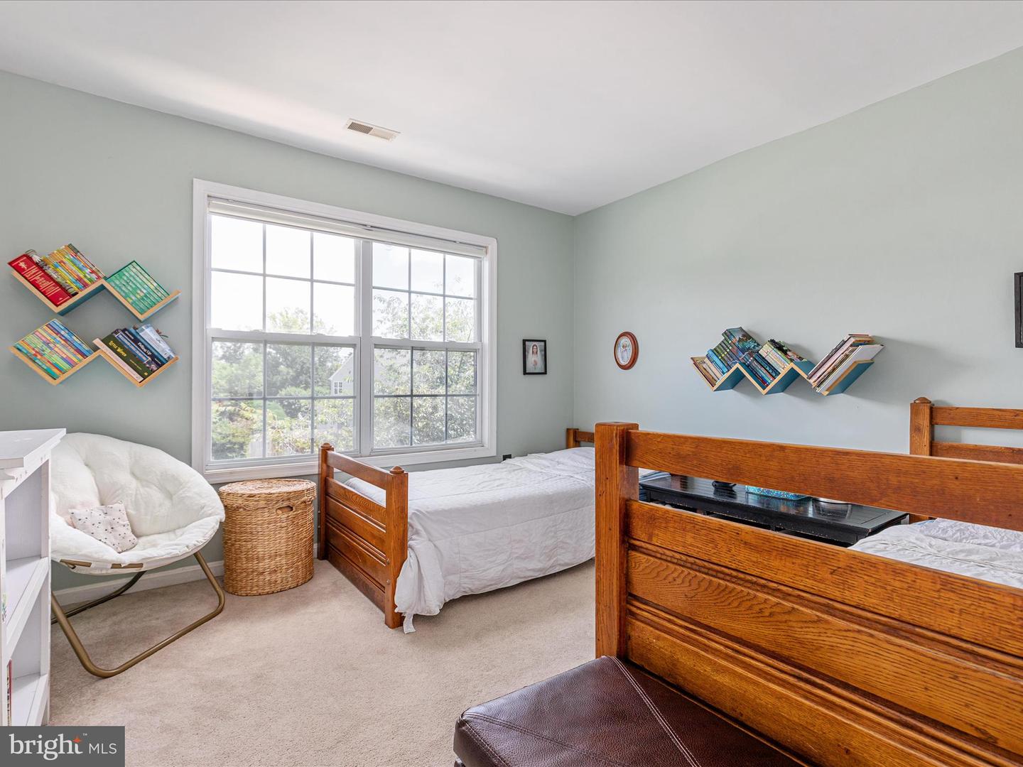 12916 NESS HOLLOW CT, BRISTOW, Virginia 20136, 4 Bedrooms Bedrooms, ,3 BathroomsBathrooms,Residential,For sale,12916 NESS HOLLOW CT,VAPW2101590 MLS # VAPW2101590