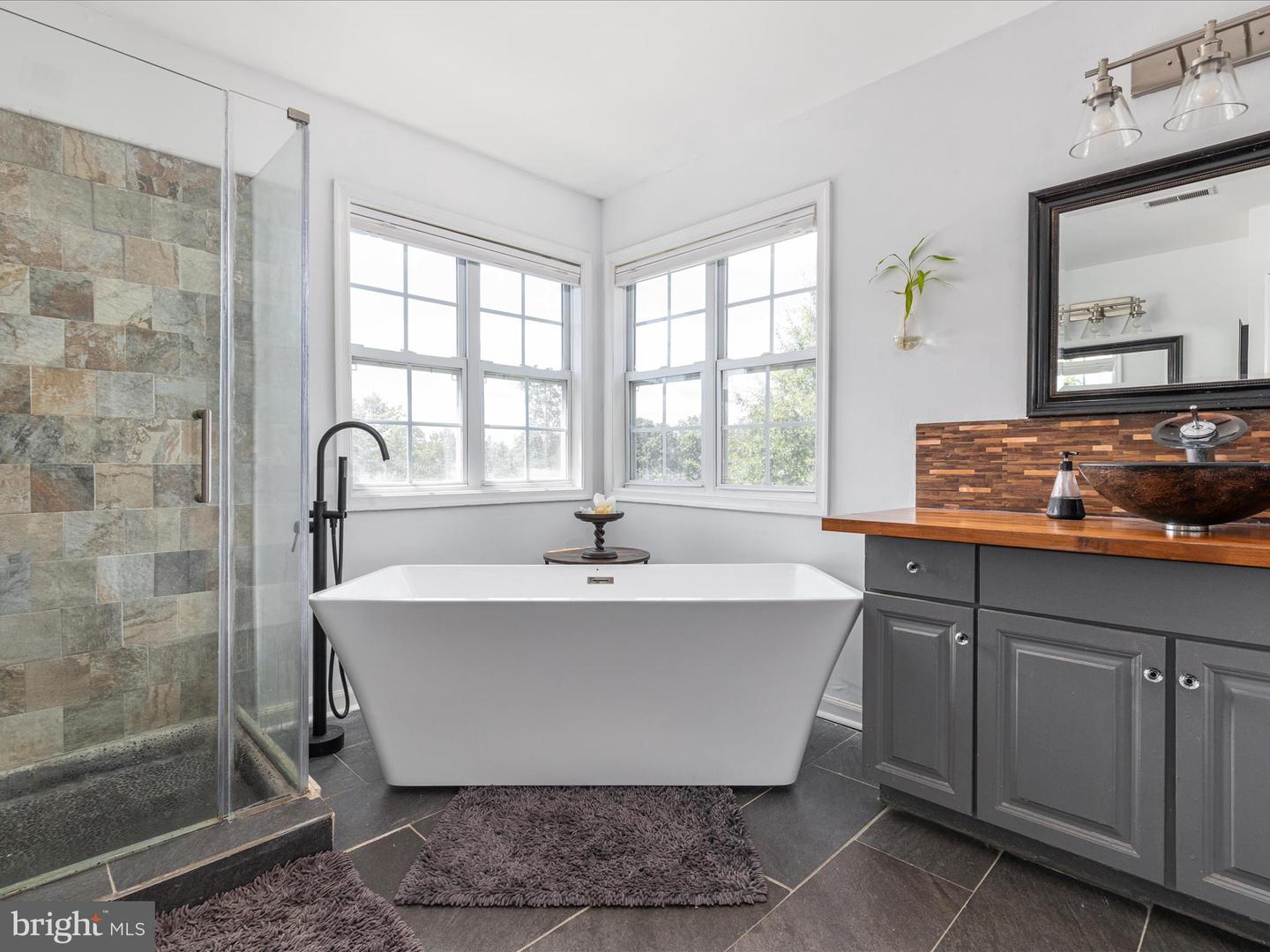 12916 NESS HOLLOW CT, BRISTOW, Virginia 20136, 4 Bedrooms Bedrooms, ,3 BathroomsBathrooms,Residential,For sale,12916 NESS HOLLOW CT,VAPW2101590 MLS # VAPW2101590