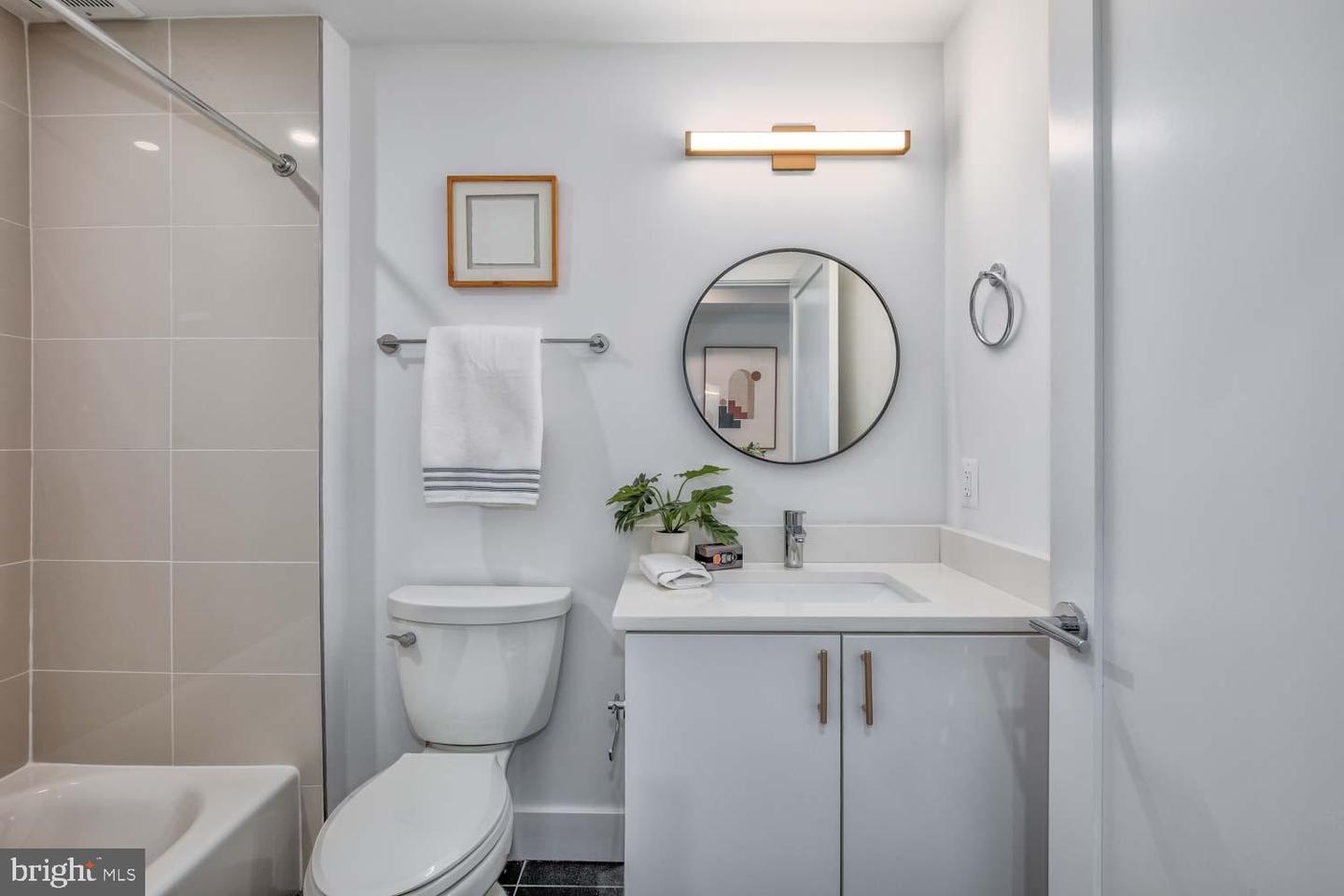 2310 4TH ST NE #5, WASHINGTON, District Of Columbia 20002, 1 Bedroom Bedrooms, ,1 BathroomBathrooms,Residential,For sale,2310 4TH ST NE #5,DCDC2215066 MLS # DCDC2215066