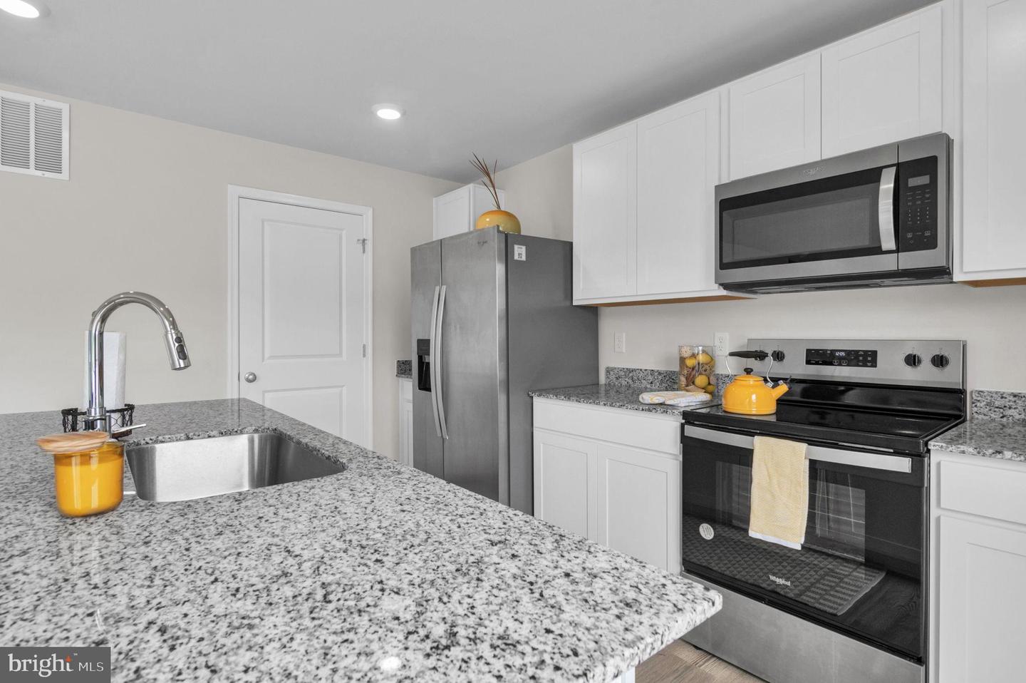 3148 WHITE TAIL DR, LOCUST GROVE, Virginia 22508, 4 Bedrooms Bedrooms, 14 Rooms Rooms,3 BathroomsBathrooms,Residential,For sale,3148 WHITE TAIL DR,VAOR2010492 MLS # VAOR2010492