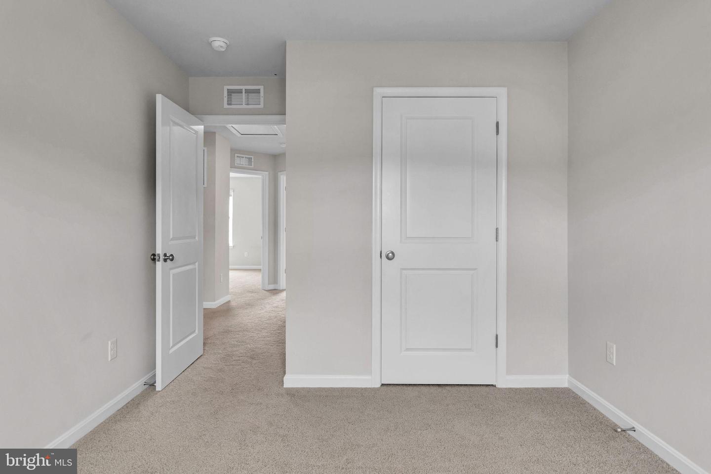 3148 WHITE TAIL DR, LOCUST GROVE, Virginia 22508, 4 Bedrooms Bedrooms, 14 Rooms Rooms,3 BathroomsBathrooms,Residential,For sale,3148 WHITE TAIL DR,VAOR2010492 MLS # VAOR2010492