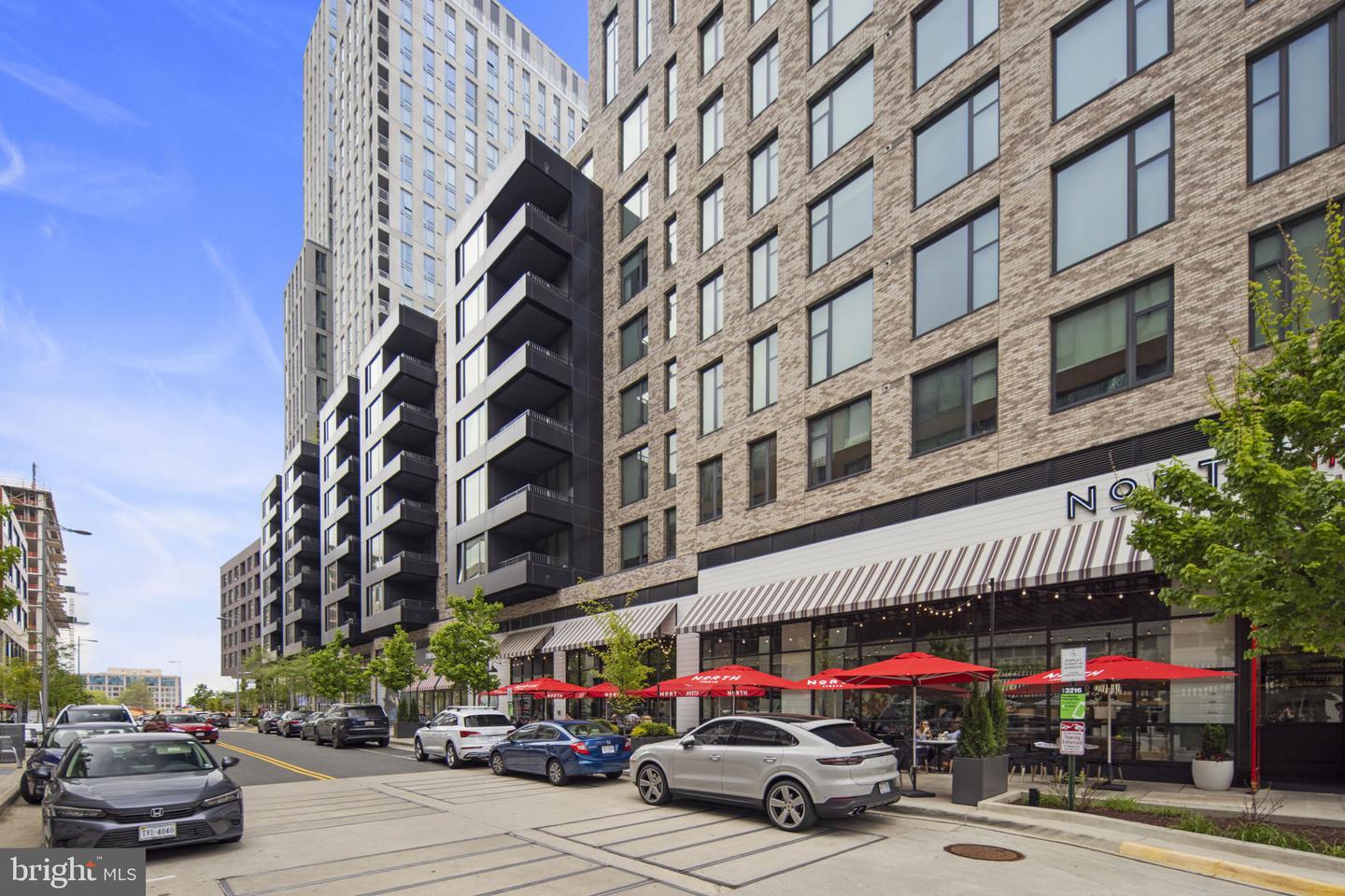 8340 GREENSBORO DR #302, MCLEAN, Virginia 22102, 1 Bedroom Bedrooms, ,1 BathroomBathrooms,Residential,For sale,8340 GREENSBORO DR #302,VAFX2261314 MLS # VAFX2261314