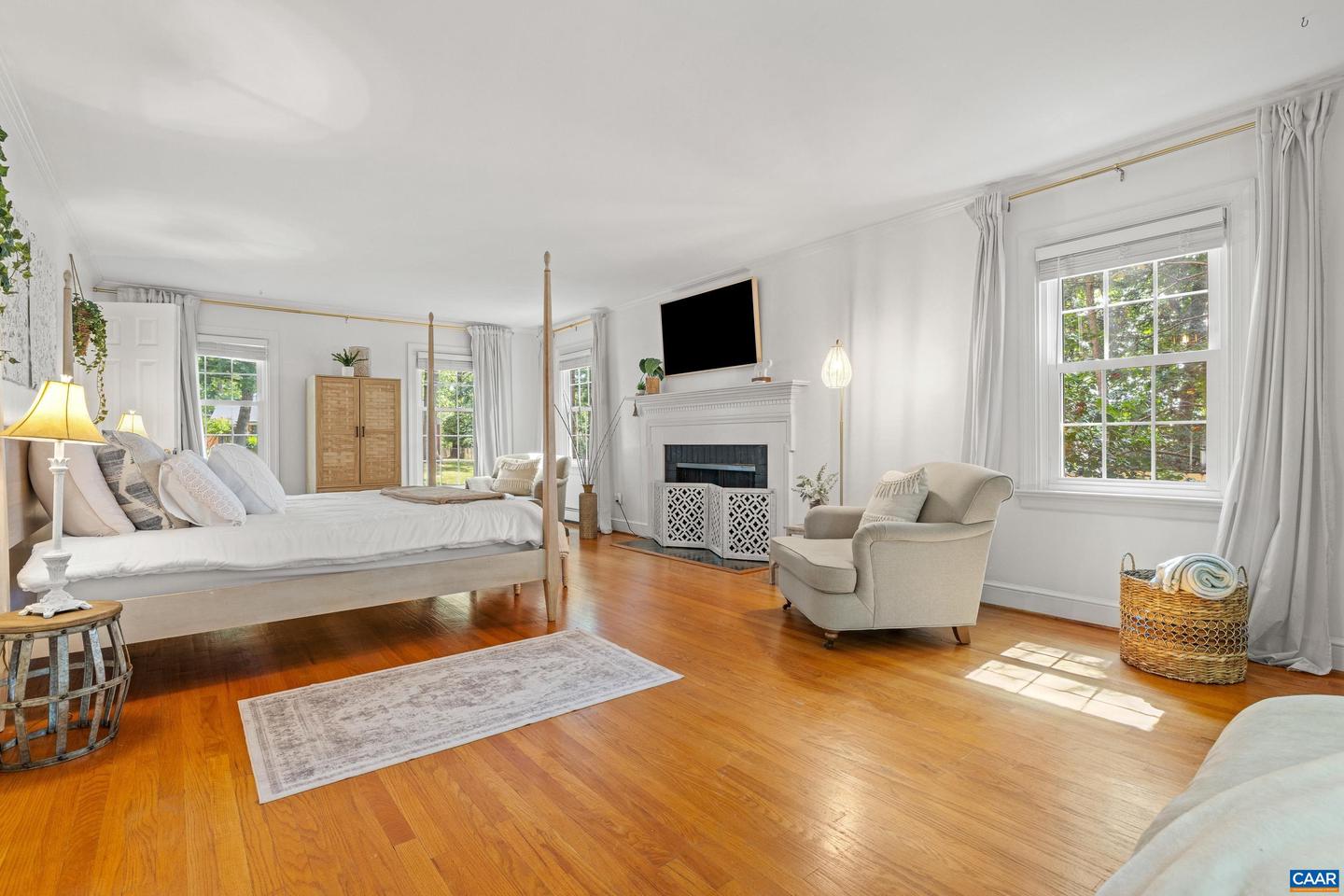 2405 ANGUS RD, CHARLOTTESVILLE, Virginia 22901, 4 Bedrooms Bedrooms, ,3 BathroomsBathrooms,Residential,For sale,2405 ANGUS RD,667860 MLS # 667860