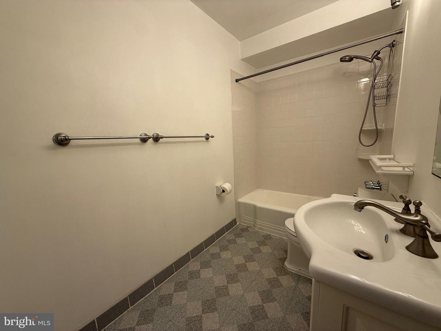 134 BIRCH ST #A-4, FALLS CHURCH, Virginia 22046, 1 Bedroom Bedrooms, ,1 BathroomBathrooms,Residential,For sale,134 BIRCH ST #A-4,VAFA2003214 MLS # VAFA2003214 134 BIRCH ST #A-4, FALLS CHURCH, Virginia 22046, 1 Bedroom Bedrooms, ,1 BathroomBathrooms,Residential,For sale,134 BIRCH ST #A-4,VAFA2003214 MLS # VAFA2003214