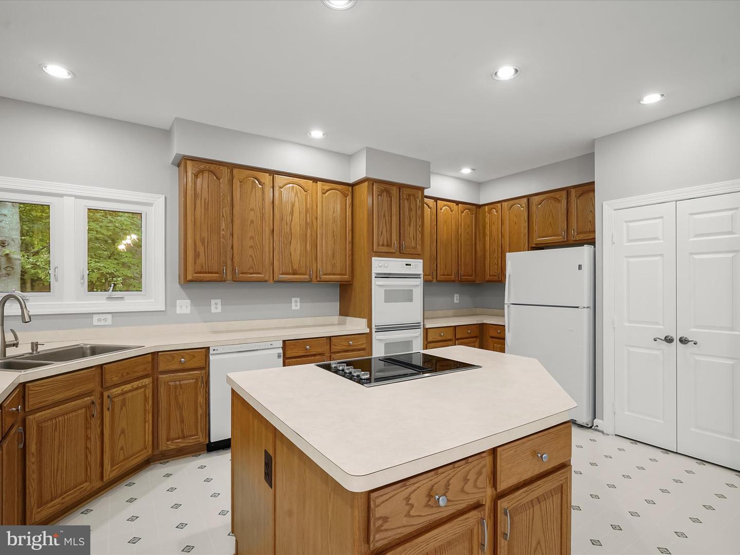 10940 MEANDERVIEW CT, MANASSAS, Virginia 20111, 4 Bedrooms Bedrooms, ,2 BathroomsBathrooms,Residential,For sale,10940 MEANDERVIEW CT,VAPW2101558 MLS # VAPW2101558
