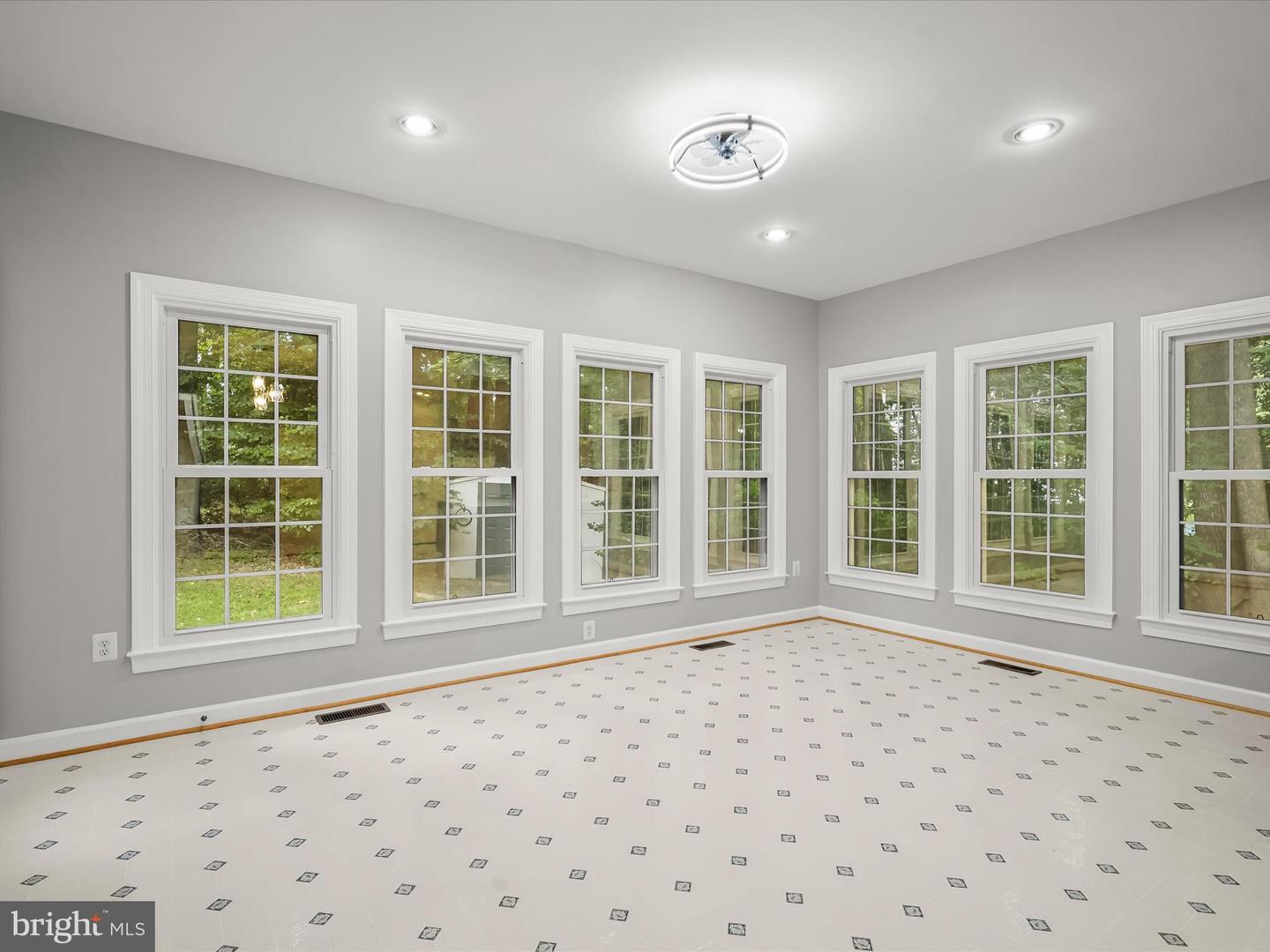 10940 MEANDERVIEW CT, MANASSAS, Virginia 20111, 4 Bedrooms Bedrooms, ,2 BathroomsBathrooms,Residential,For sale,10940 MEANDERVIEW CT,VAPW2101558 MLS # VAPW2101558