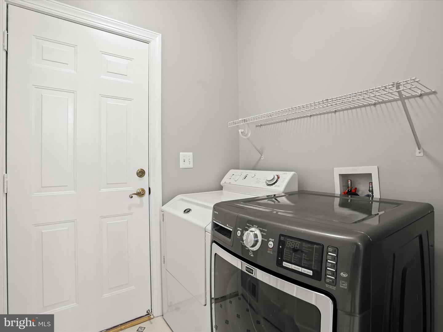 10940 MEANDERVIEW CT, MANASSAS, Virginia 20111, 4 Bedrooms Bedrooms, ,2 BathroomsBathrooms,Residential,For sale,10940 MEANDERVIEW CT,VAPW2101558 MLS # VAPW2101558
