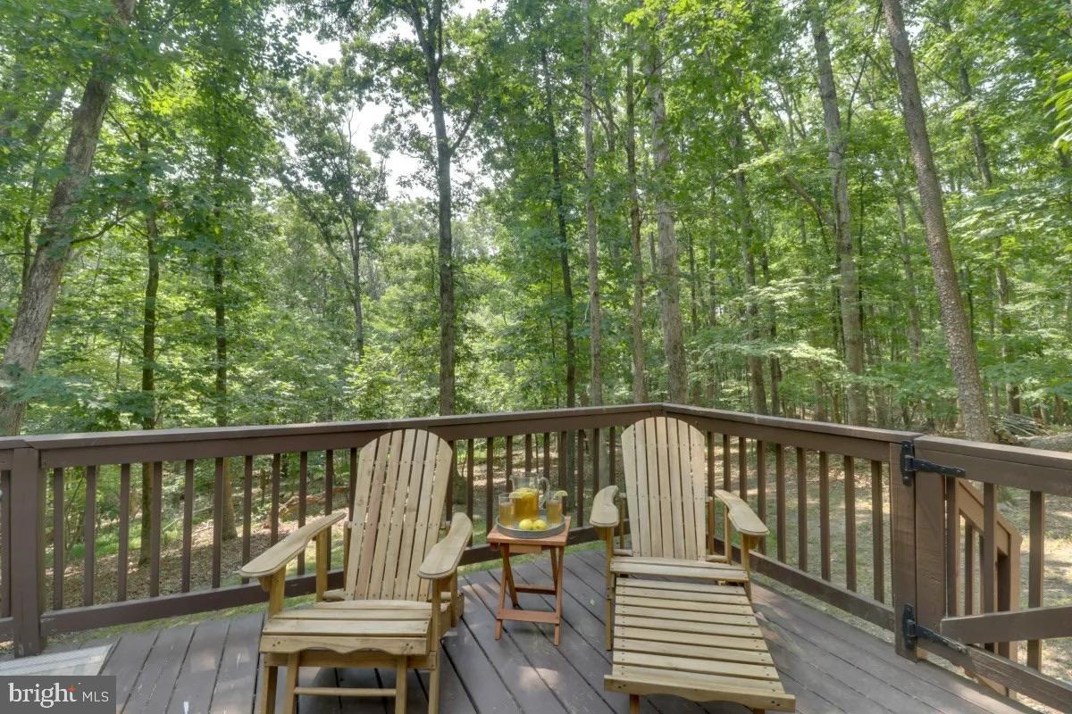 149 HOLIDAY HL, MCGAHEYSVILLE, Virginia 22840, 4 Bedrooms Bedrooms, 11 Rooms Rooms,3 BathroomsBathrooms,Residential,For sale,149 HOLIDAY HL,VARO2002496 MLS # VARO2002496