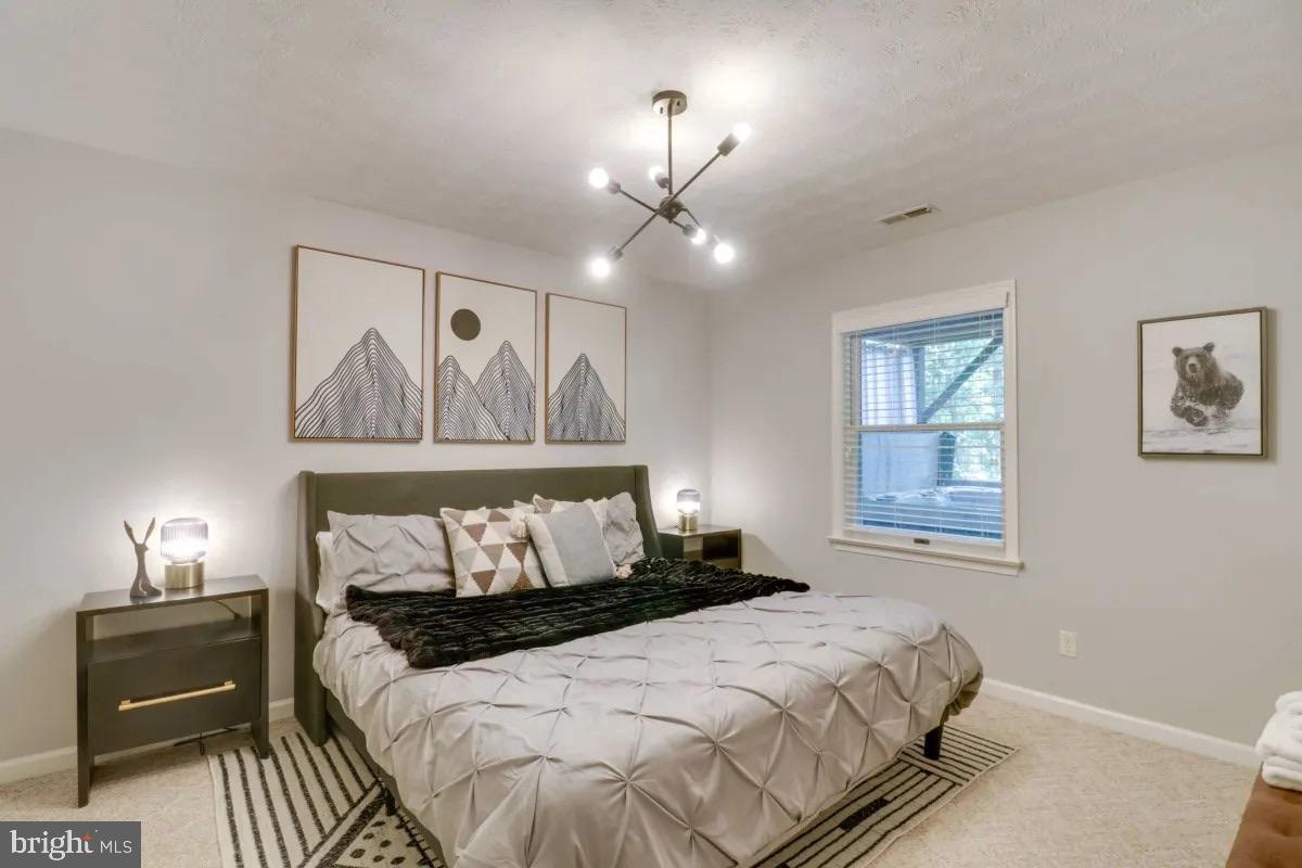149 HOLIDAY HL, MCGAHEYSVILLE, Virginia 22840, 4 Bedrooms Bedrooms, 11 Rooms Rooms,3 BathroomsBathrooms,Residential,For sale,149 HOLIDAY HL,VARO2002496 MLS # VARO2002496