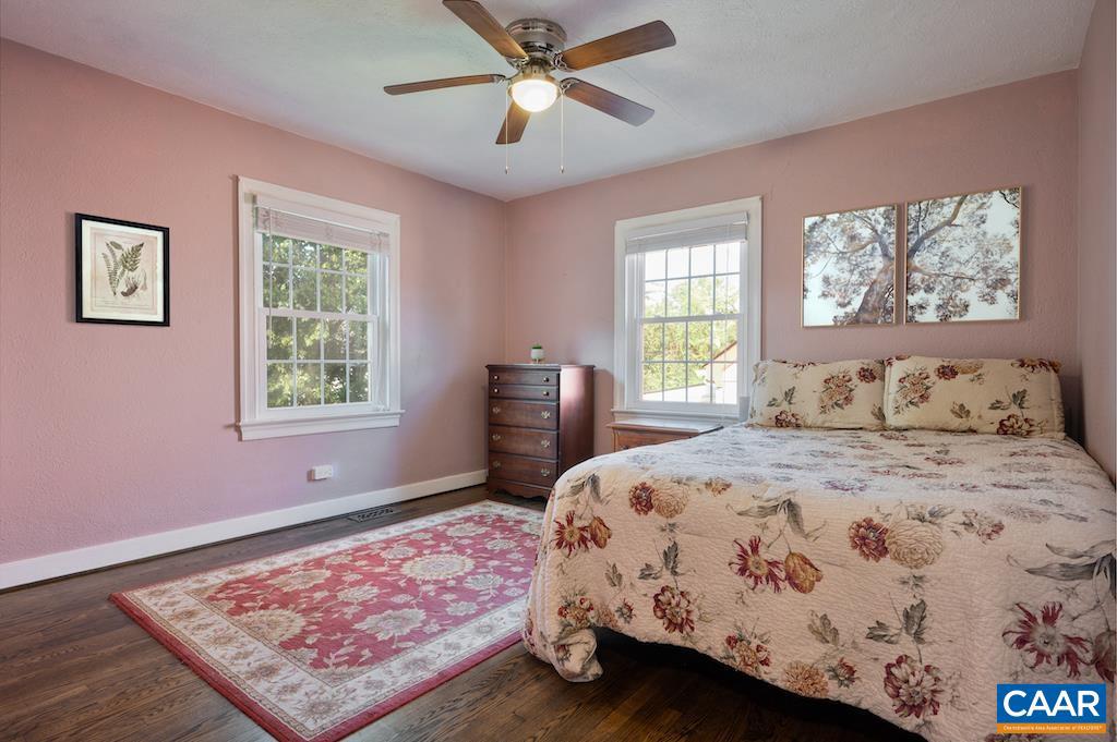 510 STONEHENGE AVE, CHARLOTTESVILLE, Virginia 22902, 4 Bedrooms Bedrooms, ,1 BathroomBathrooms,Residential,For sale,510 STONEHENGE AVE,667895 MLS # 667895