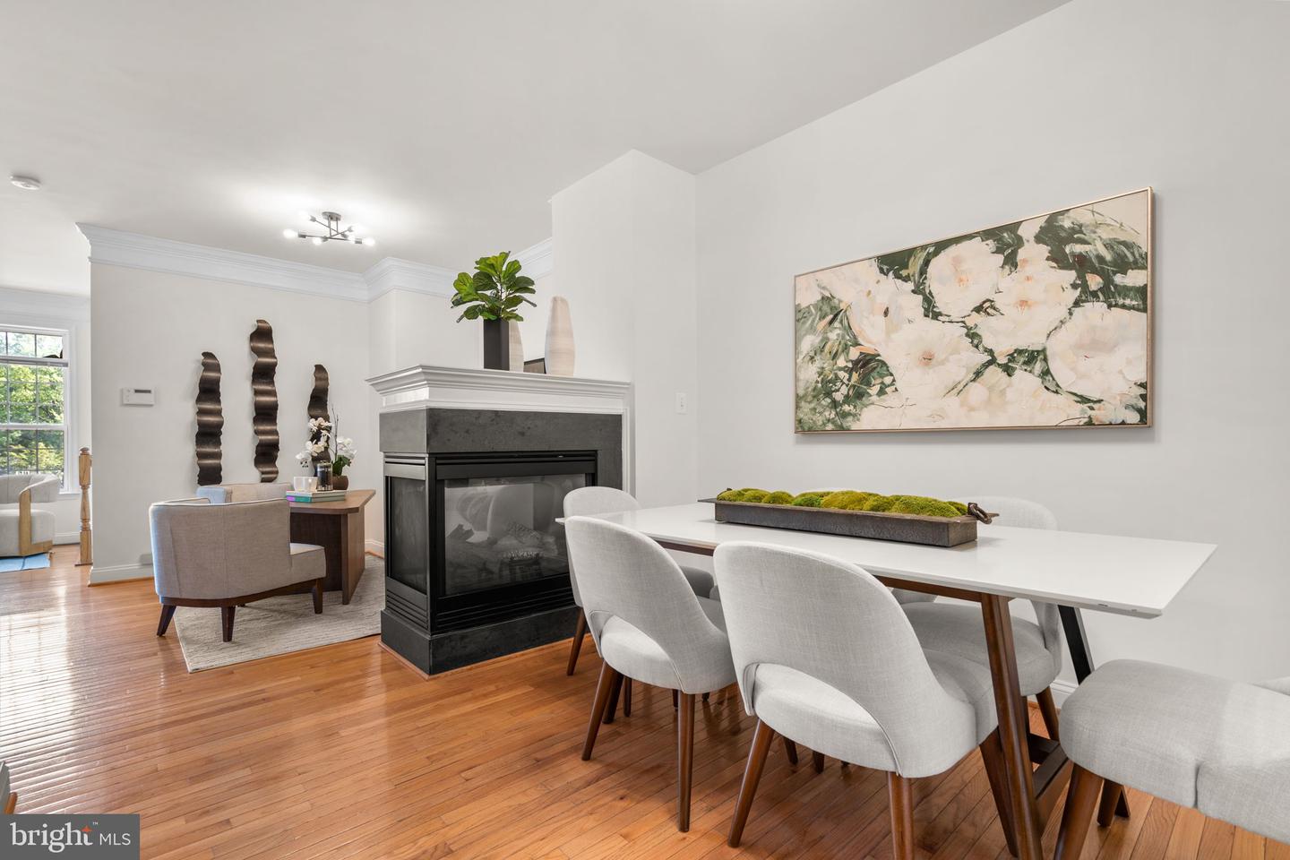 4091 COLUMBIA PIKE, ARLINGTON, Virginia 22204, 3 Bedrooms Bedrooms, 6 Rooms Rooms,2 BathroomsBathrooms,Residential,For sale,4091 COLUMBIA PIKE,VAAR2062340 MLS # VAAR2062340