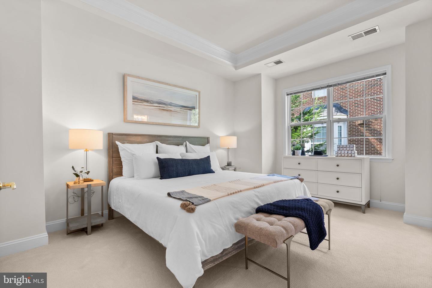 4091 COLUMBIA PIKE, ARLINGTON, Virginia 22204, 3 Bedrooms Bedrooms, 6 Rooms Rooms,2 BathroomsBathrooms,Residential,For sale,4091 COLUMBIA PIKE,VAAR2062340 MLS # VAAR2062340