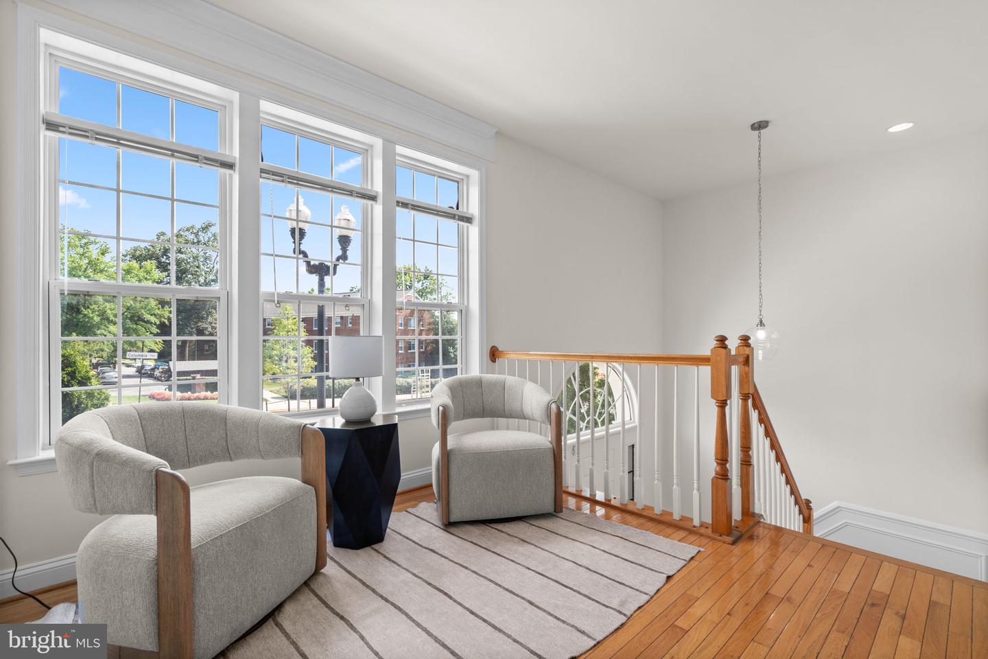 4091 COLUMBIA PIKE, ARLINGTON, Virginia 22204, 3 Bedrooms Bedrooms, 6 Rooms Rooms,2 BathroomsBathrooms,Residential,For sale,4091 COLUMBIA PIKE,VAAR2062340 MLS # VAAR2062340