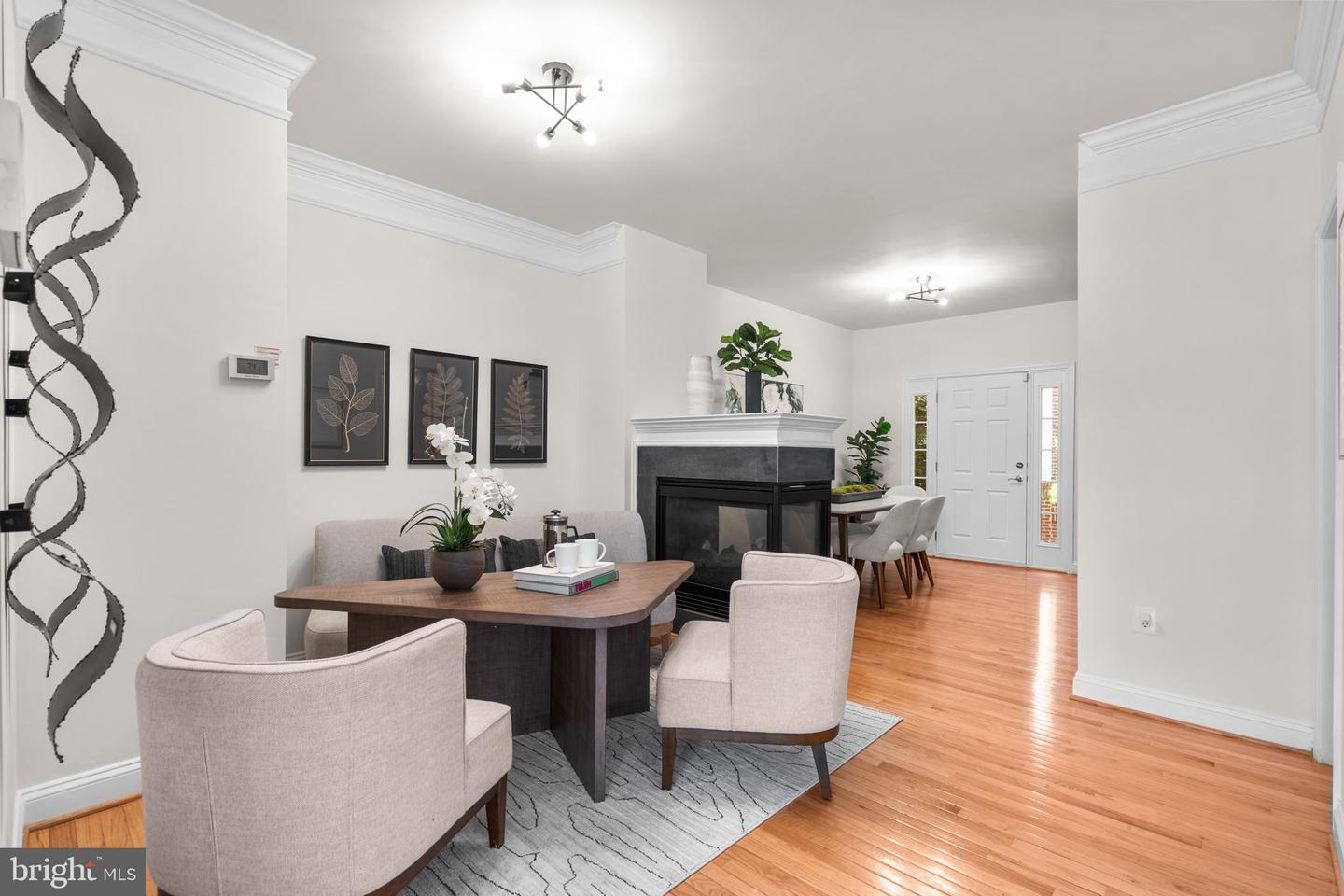 4091 COLUMBIA PIKE, ARLINGTON, Virginia 22204, 3 Bedrooms Bedrooms, 6 Rooms Rooms,2 BathroomsBathrooms,Residential,For sale,4091 COLUMBIA PIKE,VAAR2062340 MLS # VAAR2062340