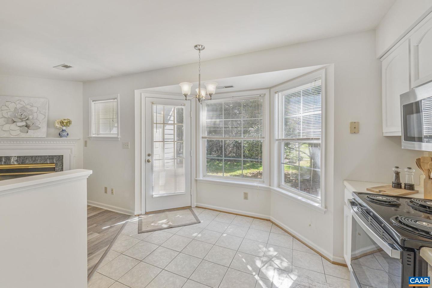 3265 GATEWAY CIR, CHARLOTTESVILLE, Virginia 22911, 3 Bedrooms Bedrooms, ,2 BathroomsBathrooms,Residential,For sale,3265 GATEWAY CIR,667901 MLS # 667901