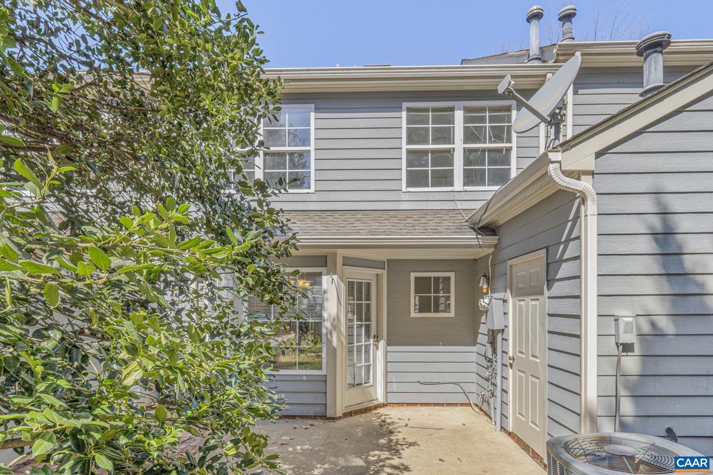 3265 GATEWAY CIR, CHARLOTTESVILLE, Virginia 22911, 3 Bedrooms Bedrooms, ,2 BathroomsBathrooms,Residential,For sale,3265 GATEWAY CIR,667901 MLS # 667901