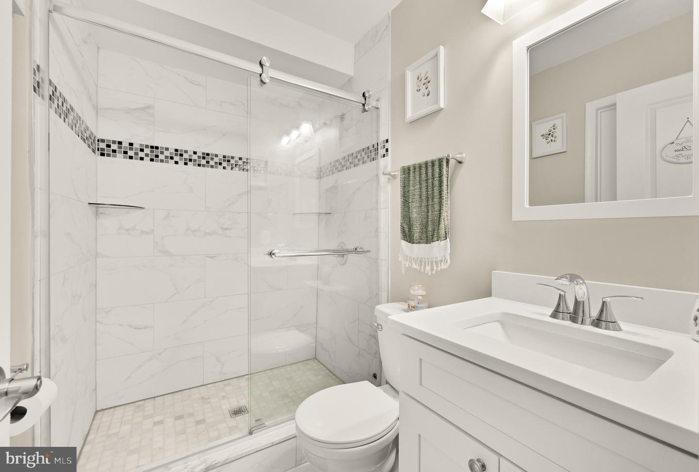 4521 CLAY ST NE, WASHINGTON, District Of Columbia 20019, 4 Bedrooms Bedrooms, ,4 BathroomsBathrooms,Residential,For sale,4521 CLAY ST NE,DCDC2215396 MLS # DCDC2215396
