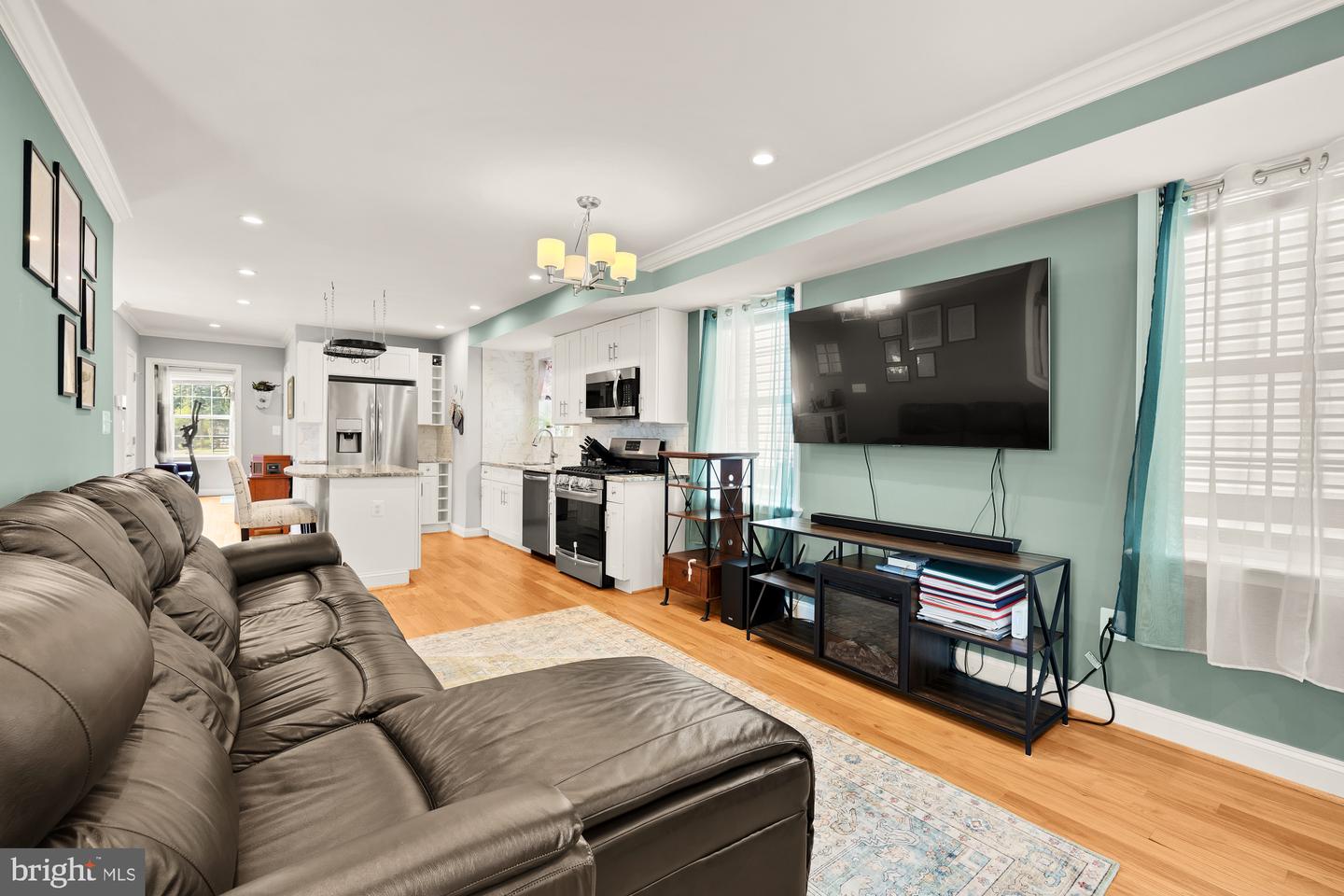 4521 CLAY ST NE, WASHINGTON, District Of Columbia 20019, 4 Bedrooms Bedrooms, ,4 BathroomsBathrooms,Residential,For sale,4521 CLAY ST NE,DCDC2215396 MLS # DCDC2215396