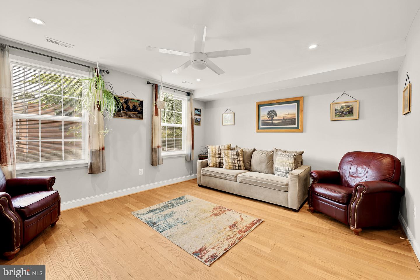 4521 CLAY ST NE, WASHINGTON, District Of Columbia 20019, 4 Bedrooms Bedrooms, ,4 BathroomsBathrooms,Residential,For sale,4521 CLAY ST NE,DCDC2215396 MLS # DCDC2215396