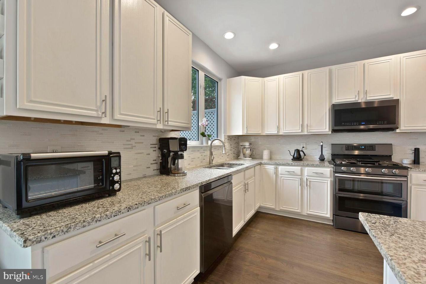 47724 BOWLINE TER, STERLING, Virginia 20165, 4 Bedrooms Bedrooms, ,3 BathroomsBathrooms,Residential,For sale,47724 BOWLINE TER,VALO2104674 MLS # VALO2104674