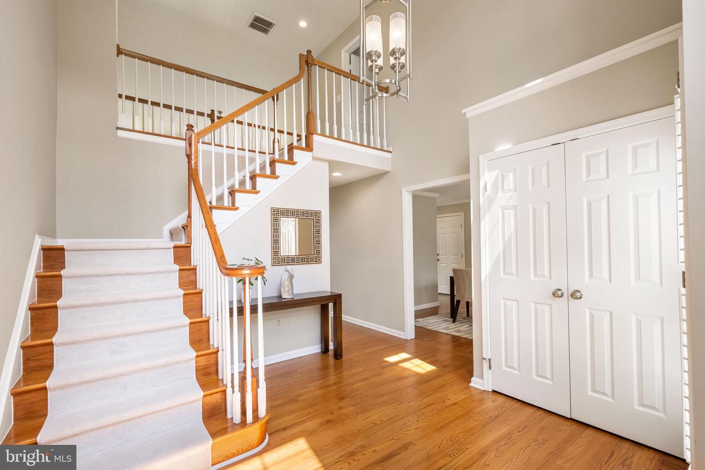 12524 SUMMER PL, HERNDON, Virginia 20171, 4 Bedrooms Bedrooms, 20 Rooms Rooms,4 BathroomsBathrooms,Residential,For sale,12524 SUMMER PL,VAFX2261648 MLS # VAFX2261648