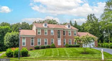12524 SUMMER PL, HERNDON, Virginia 20171, 4 Bedrooms Bedrooms, 20 Rooms Rooms,4 BathroomsBathrooms,Residential,For sale,12524 SUMMER PL,VAFX2261648 MLS # VAFX2261648