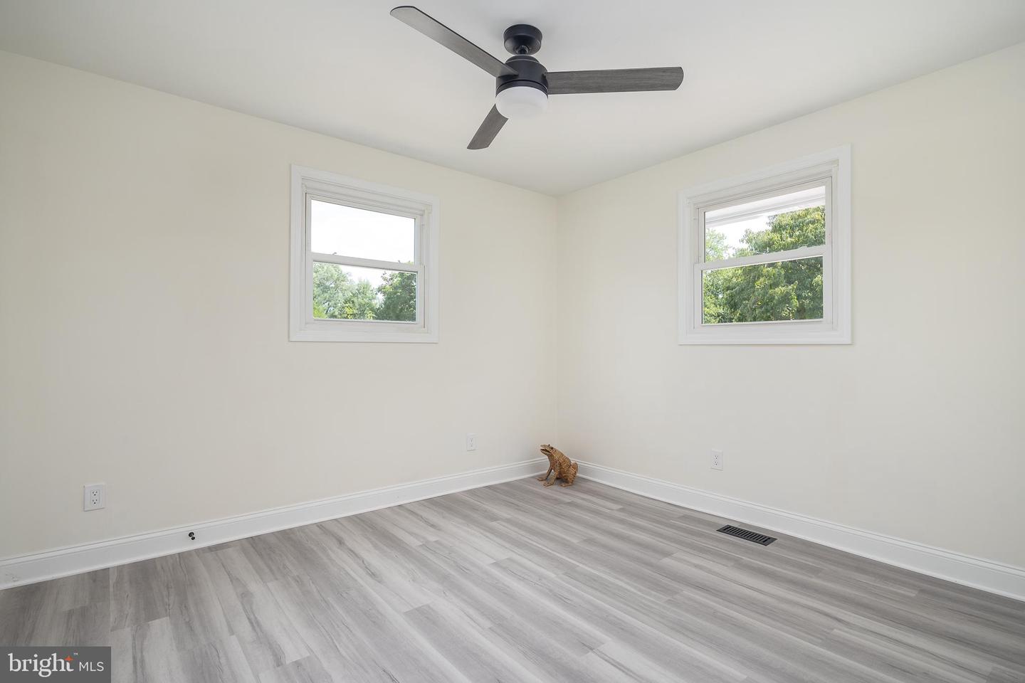 6821 BEECHVIEW DR, FALLS CHURCH, Virginia 22042, 5 Bedrooms Bedrooms, ,3 BathroomsBathrooms,Residential,For sale,6821 BEECHVIEW DR,VAFX2261666 MLS # VAFX2261666