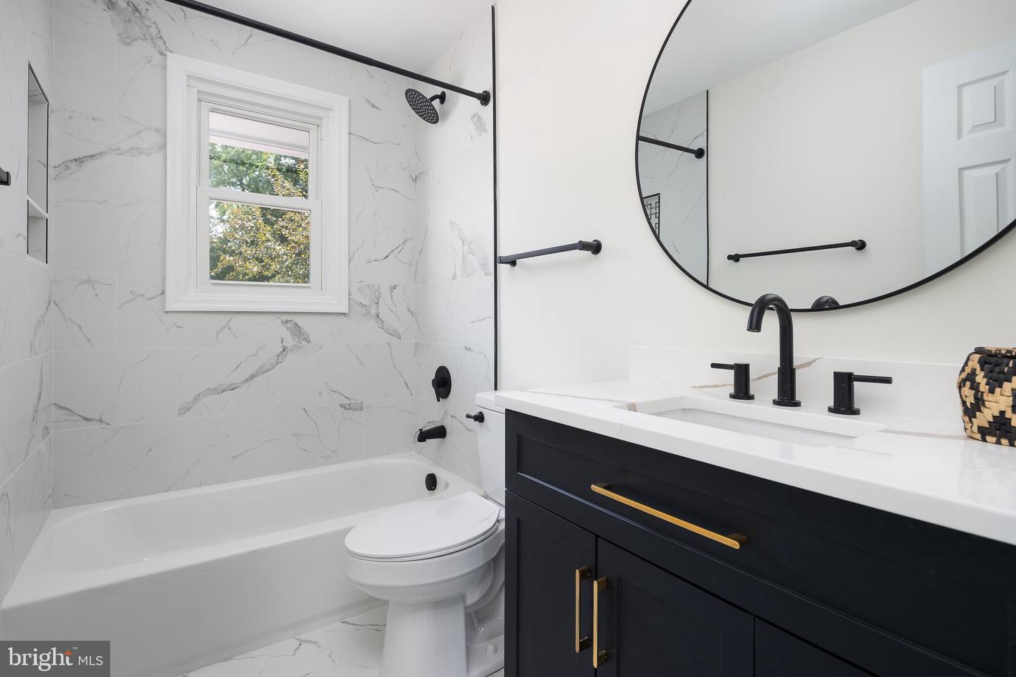 6821 BEECHVIEW DR, FALLS CHURCH, Virginia 22042, 5 Bedrooms Bedrooms, ,3 BathroomsBathrooms,Residential,For sale,6821 BEECHVIEW DR,VAFX2261666 MLS # VAFX2261666