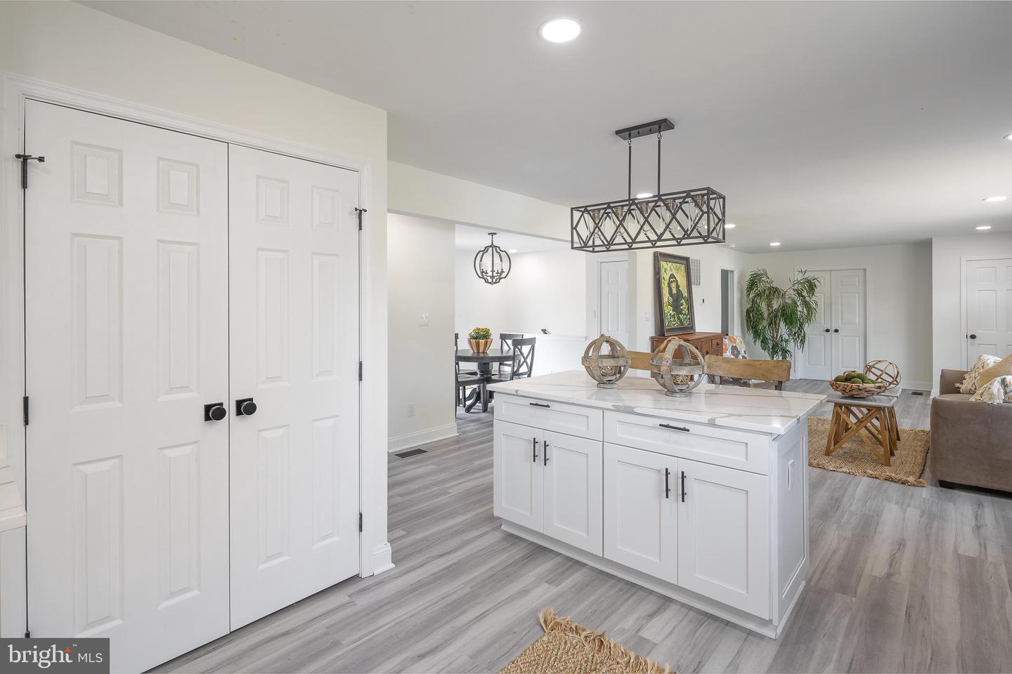 6821 BEECHVIEW DR, FALLS CHURCH, Virginia 22042, 5 Bedrooms Bedrooms, ,3 BathroomsBathrooms,Residential,For sale,6821 BEECHVIEW DR,VAFX2261666 MLS # VAFX2261666