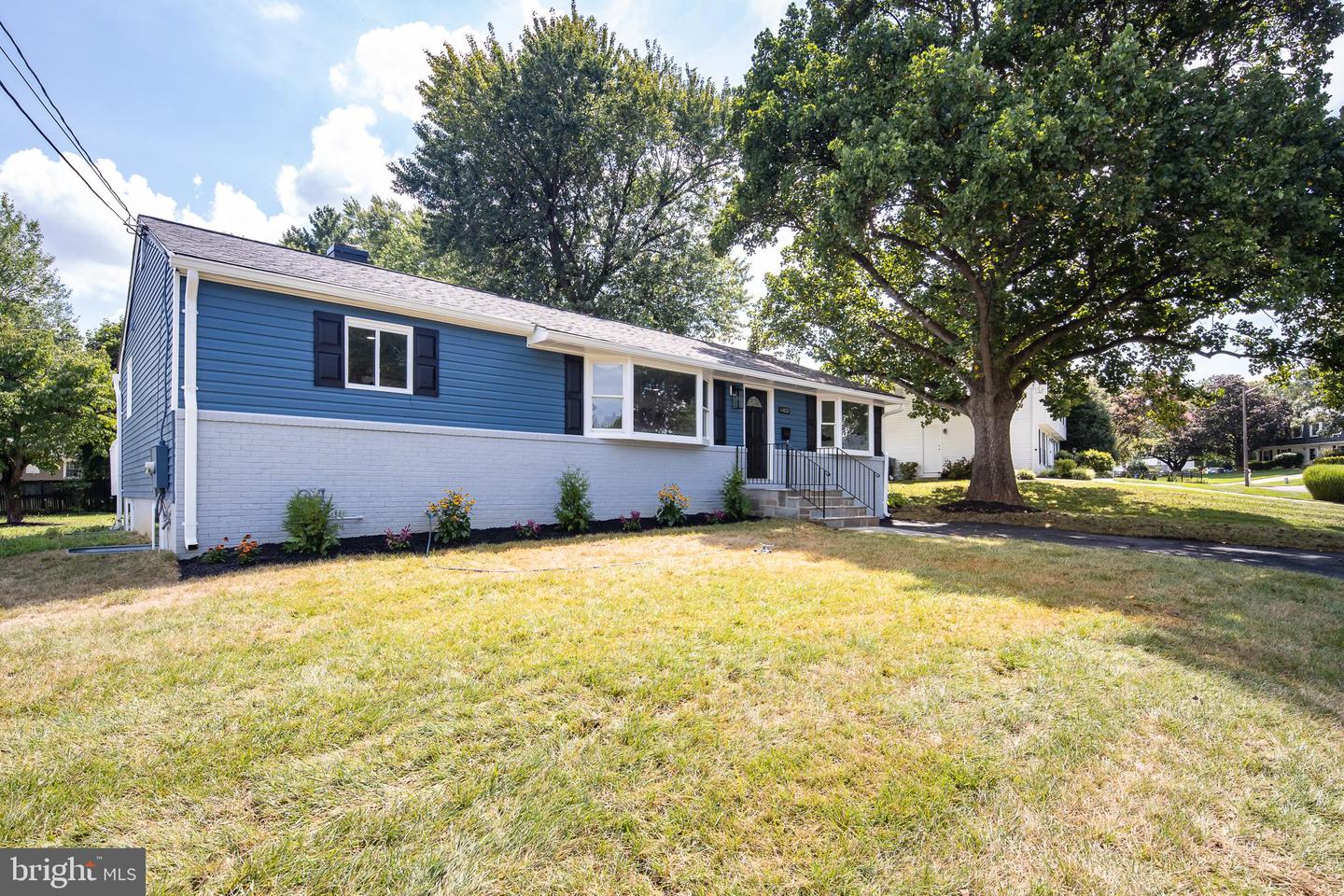 6821 BEECHVIEW DR, FALLS CHURCH, Virginia 22042, 5 Bedrooms Bedrooms, ,3 BathroomsBathrooms,Residential,For sale,6821 BEECHVIEW DR,VAFX2261666 MLS # VAFX2261666