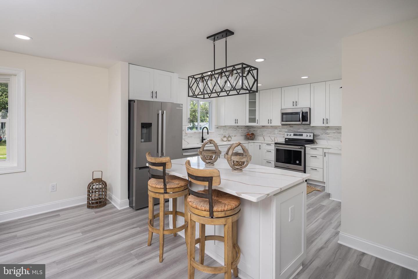 6821 BEECHVIEW DR, FALLS CHURCH, Virginia 22042, 5 Bedrooms Bedrooms, ,3 BathroomsBathrooms,Residential,For sale,6821 BEECHVIEW DR,VAFX2261666 MLS # VAFX2261666