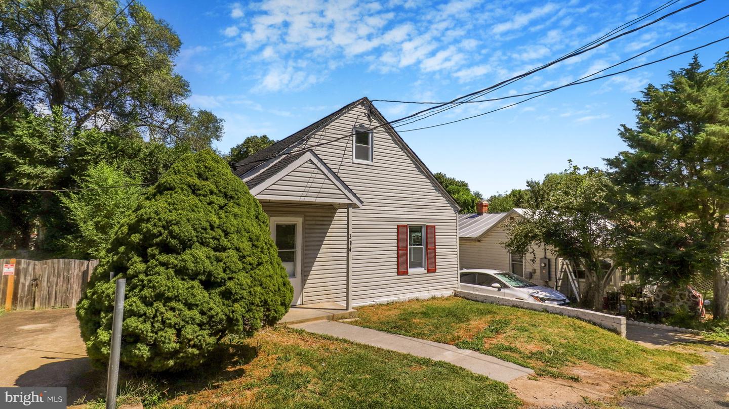 314 CABLE PL, FRONT ROYAL, Virginia 22630, 2 Bedrooms Bedrooms, ,2 BathroomsBathrooms,Residential,For sale,314 CABLE PL,VAWR2011982 MLS # VAWR2011982